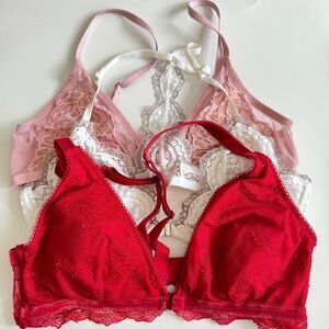 Bundle Of Victorias Secret Savage Fenty Free People Lace Bralette Size Large